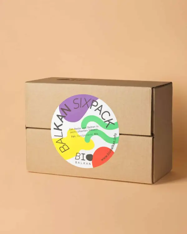 Das Balkan Sixpack, ein Mix aus pikanten Bio Aufstrichen aus der Balkan-Region von BioBalkan