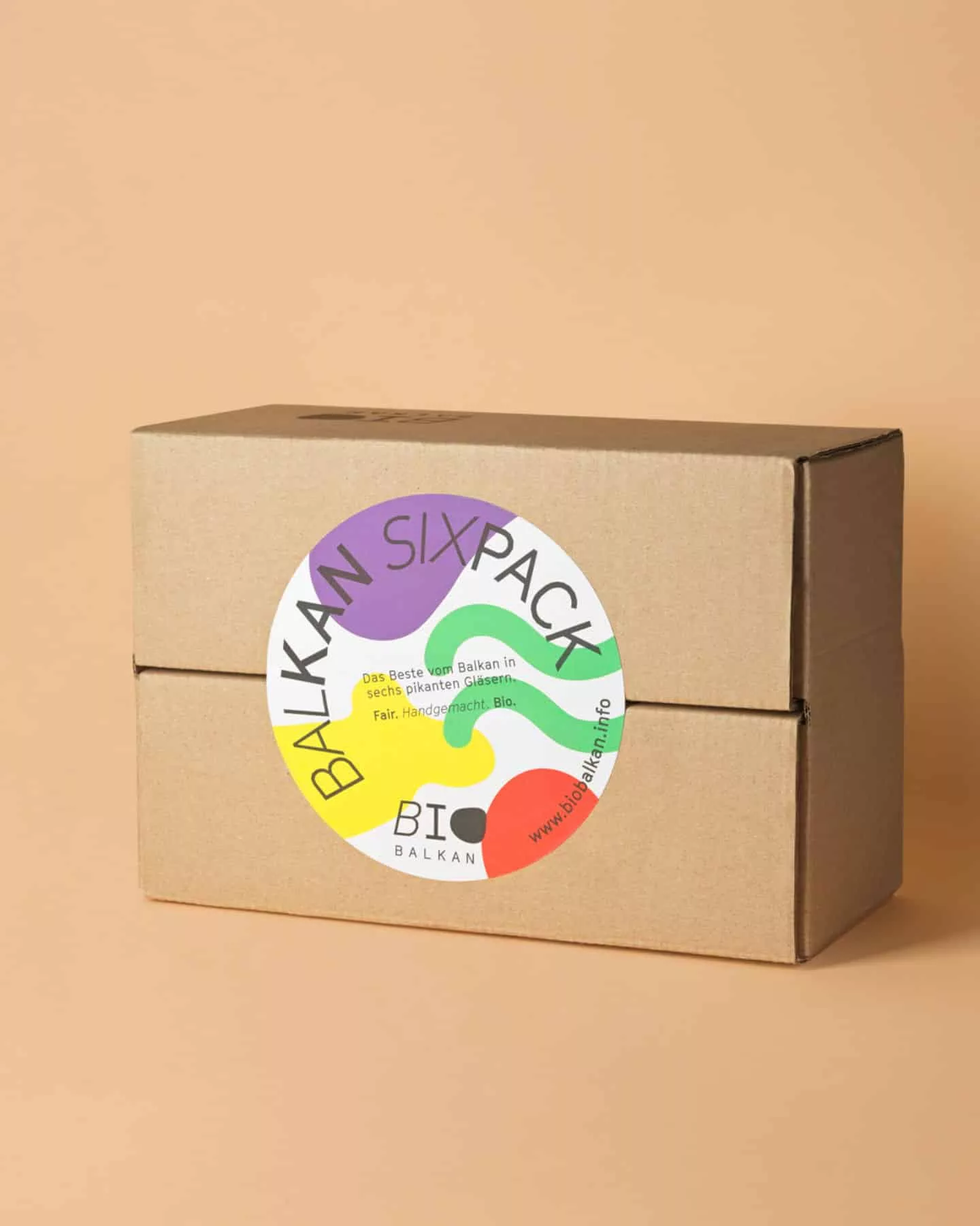 Das Balkan Sixpack, ein Mix aus pikanten Bio Aufstrichen aus der Balkan-Region von BioBalkan