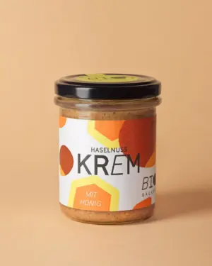 Bio Haselnuss Krem mit Honig, ein Bio Haselnussmus, im 190 Gramm Glas von BioBalkan