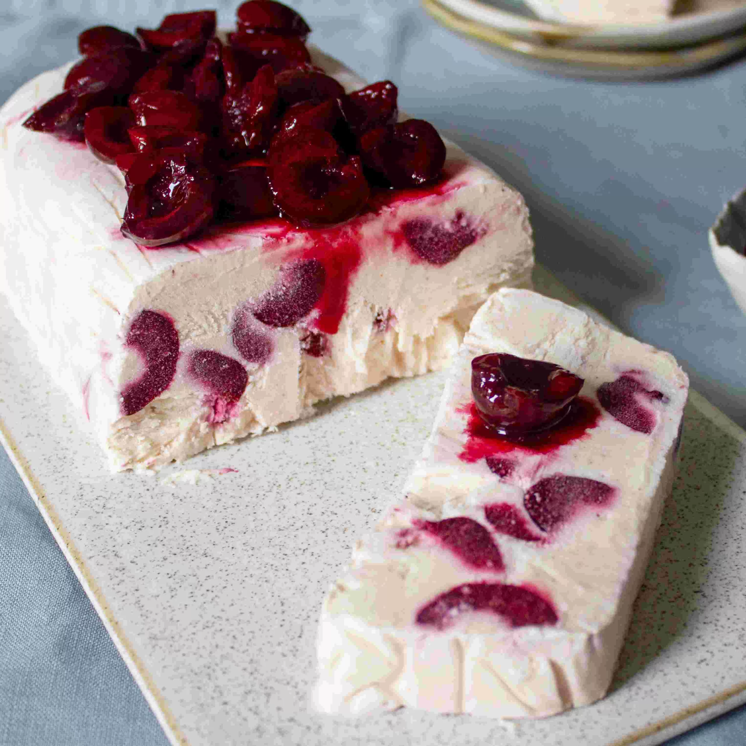 Semifreddo von Mandeln oder Haselnüssen